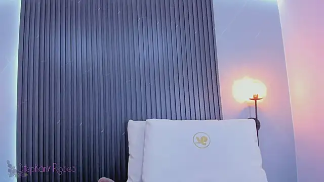 stephany roses  online show from 8, 3, 2025