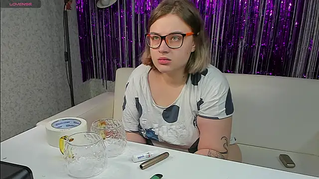 Seductive She Wolf online show from 18, 1, 2025