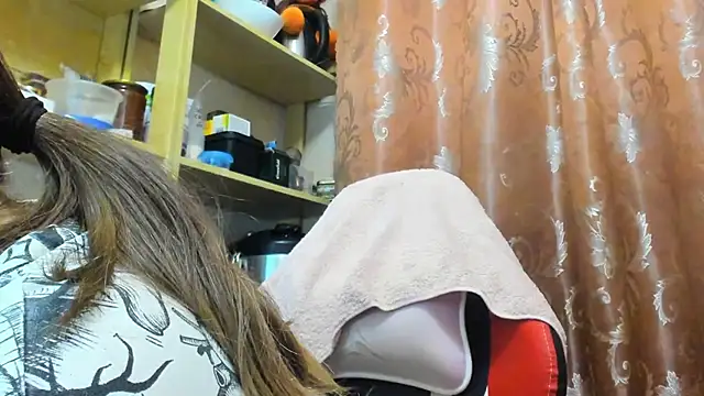 Seductive She Wolf online show from 5, 3, 2026