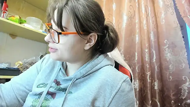 Seductive She Wolf online show from 8, 3, 2026