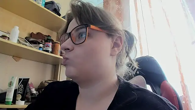 Seductive She Wolf online show from 11, 5, 2026