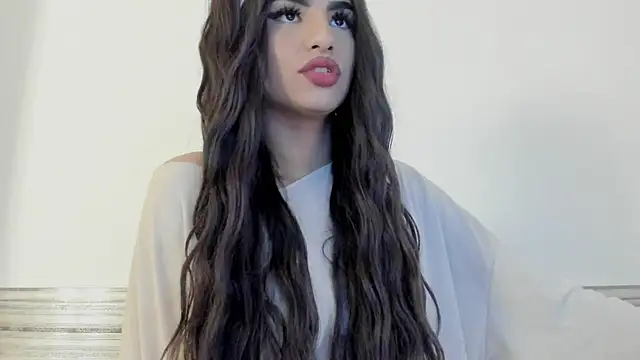 Snapshot of Sophia_Cambpell chatting on 4, 2, 2026 Sophia Cambpell online show from 4, 2, 2026