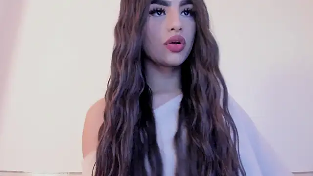 Snapshot of Sophia_Cambpell chatting on 9, 2, 2026 Sophia Cambpell online show from 9, 2, 2026