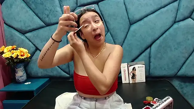 Snapshot of Sarah_Hornny chatting on 28, 1, 2025 Sarah Hornny online show from 28, 1, 2025