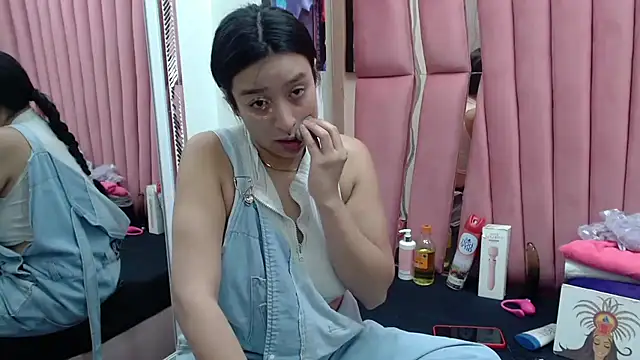 Snapshot of Sarah_Hornny chatting on 14, 3, 2025 Sarah Hornny online show from 14, 3, 2025