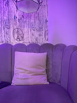 AbyThompson online show from 25, 9, 2025