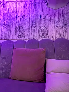 AbyThompson online show from 1, 10, 2025