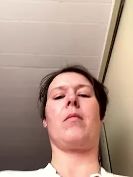 Snapshot of KatieBARBiE98 chatting on 13, 1, 2026 KatieBARBiE98 online show from 13, 1, 2026