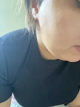 yassminsexy22 online show from 28, 3, 2026