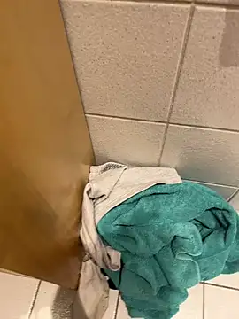 Snapshot of Michaela1222 chatting on 6, 4, 2026 Michaela1222 online show from 6, 4, 2026