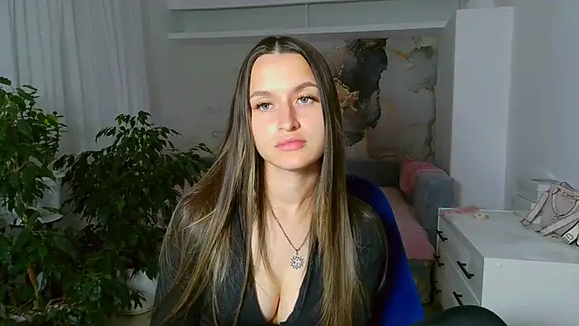 Submissive love online show from 27, 5, 2026