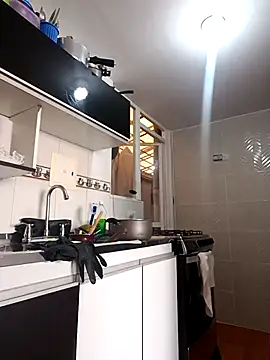 Bonny Klote online show from 21, 2, 2025