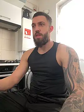 LoveIsBlind  online show from 28, 10, 2025