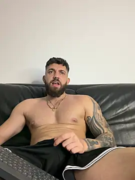 LoveIsBlind  online show from 4, 7, 2026