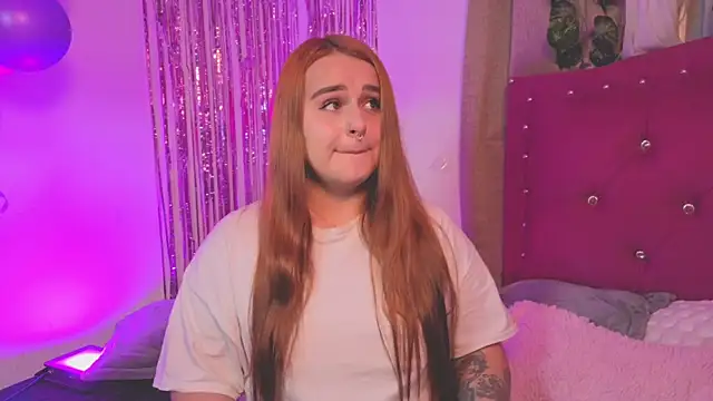 Snapshot of evy_orange1 chatting on 13, 9, 2025 evy orange1 online show from 13, 9, 2025