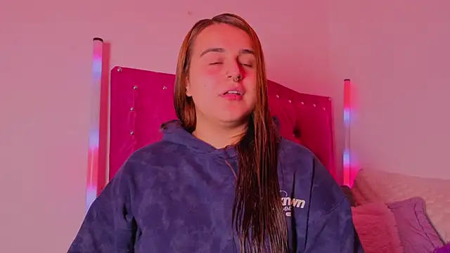 evy orange1 online show from 22, 11, 2025