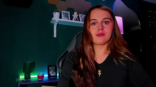 evy orange1 online show from 21, 5, 2026