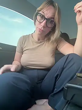 Giuliana baby online show from 11, 10, 2025