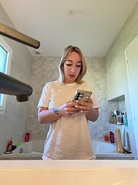 Giuliana baby online show from 7, 5, 2026