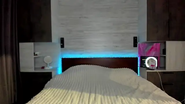 Snapshot of Chris_Brunnet chatting on 11, 11, 2025 Chris Brunnet online show from 11, 11, 2025