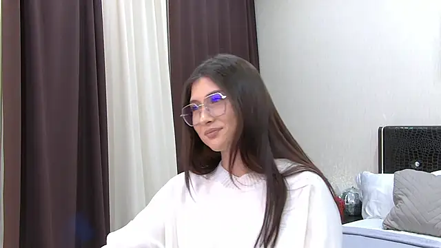 MonicaThompson online show from 16, 1, 2025