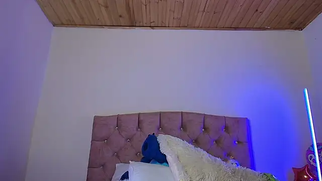 miaa saenz1 online show from 17, 9, 2025