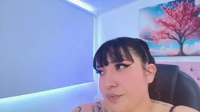 Emma monserrat online show from 11, 2, 2026