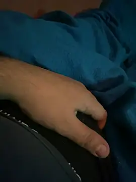 Snapshot of AdA-LoVe chatting on 2, 2, 2025 AdA-LoVe online show from 2, 2, 2025