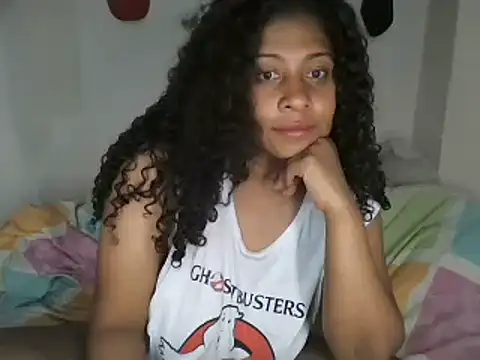 Snapshot of Ivon-09 chatting on 24, 2, 2025 Ivon-09 online show from 24, 2, 2025