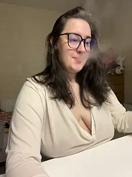 hungry1bunny online show from 3, 12, 2024