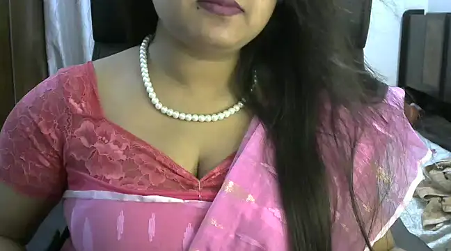Snapshot of SweetGirlRani143 chatting on 2, 12, 2024 SweetGirlRani143 online show from 2, 12, 2024