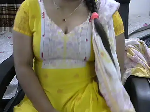 Snapshot of SweetGirlRani143 chatting on 24, 12, 2024 SweetGirlRani143 online show from 24, 12, 2024