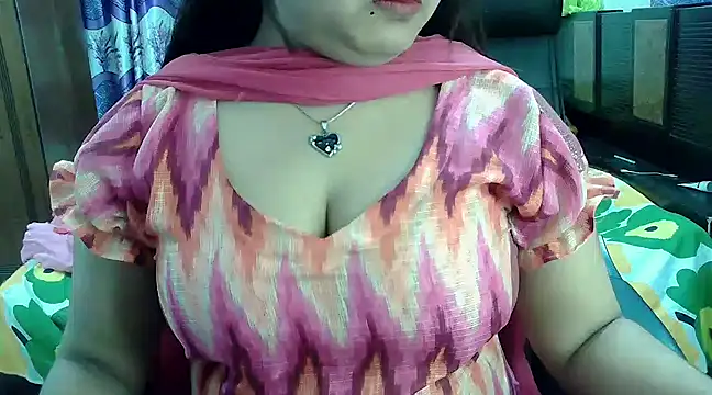 Snapshot of SweetGirlRani143 chatting on 22, 3, 2025 SweetGirlRani143 online show from 22, 3, 2025