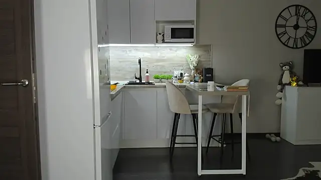 Snapshot of nilliluv chatting on 13, 4, 2026 nilliluv online show from 13, 4, 2026