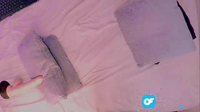 Candle  lz online show from 27, 11, 2025