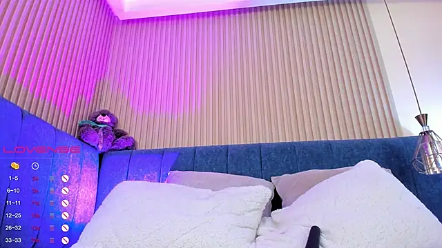 kathecute   online show from 10, 12, 2024