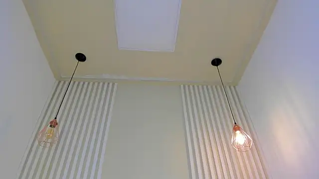 annawelk  online show from 7, 2, 2025