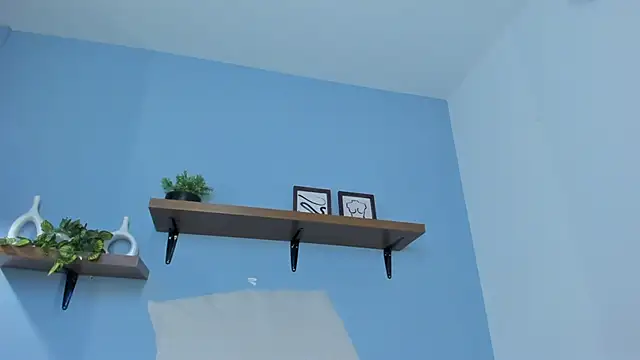 annawelk  online show from 27, 10, 2025