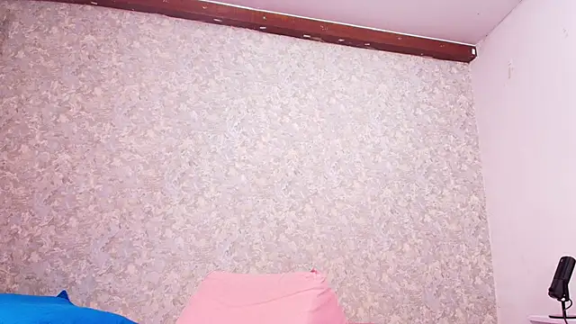 nicol f online show from 4, 2, 2025