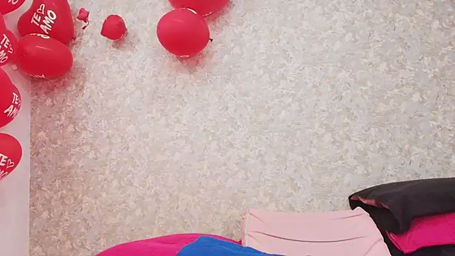 Snapshot of nicol_f chatting on 13, 2, 2025 nicol f online show from 13, 2, 2025