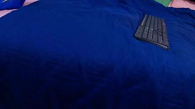 Snapshot of nicol_f chatting on 7, 10, 2025 nicol f online show from 7, 10, 2025