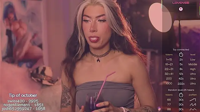 Snapshot of Virtual_Wafu chatting on 10, 10, 2025 Virtual Wafu online show from 10, 10, 2025