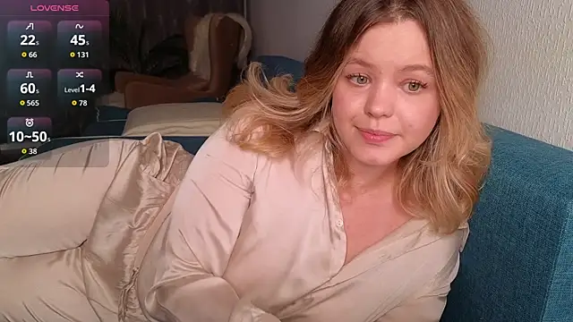 Snapshot of Milana15 chatting on 20, 9, 2025 Milana15 online show from 20, 9, 2025