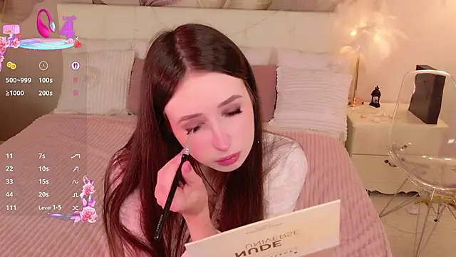 Snapshot of AliceLiddelle chatting on 1, 2, 2026 AliceLiddelle online show from 1, 2, 2026