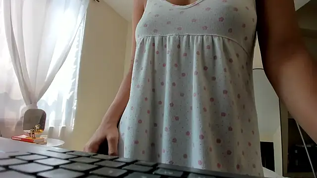 evely coelloo online show from 25, 11, 2025