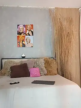 nahiarapalmer19 online show from 10, 7, 2026