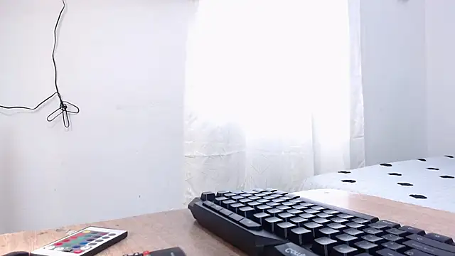 scarlet-foox online show from 15, 1, 2026