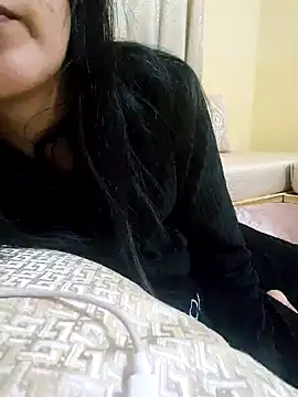 Snapshot of jihane-44 chatting on 15, 12, 2024 jihane-44 online show from 15, 12, 2024