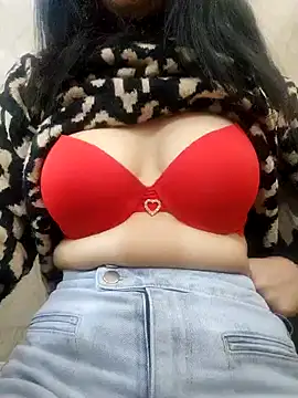 Snapshot of jihane-44 chatting on 14, 2, 2025 jihane-44 online show from 14, 2, 2025