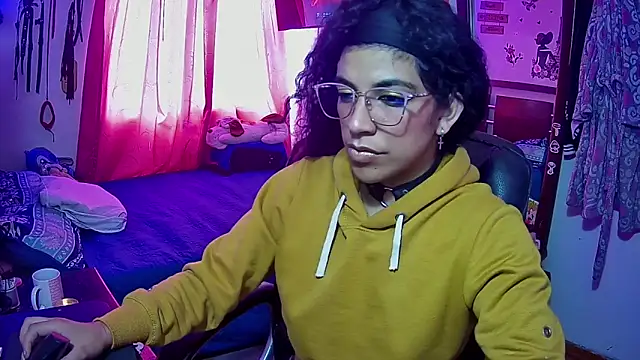 NicollWilliams 420 online show from 14, 3, 2025